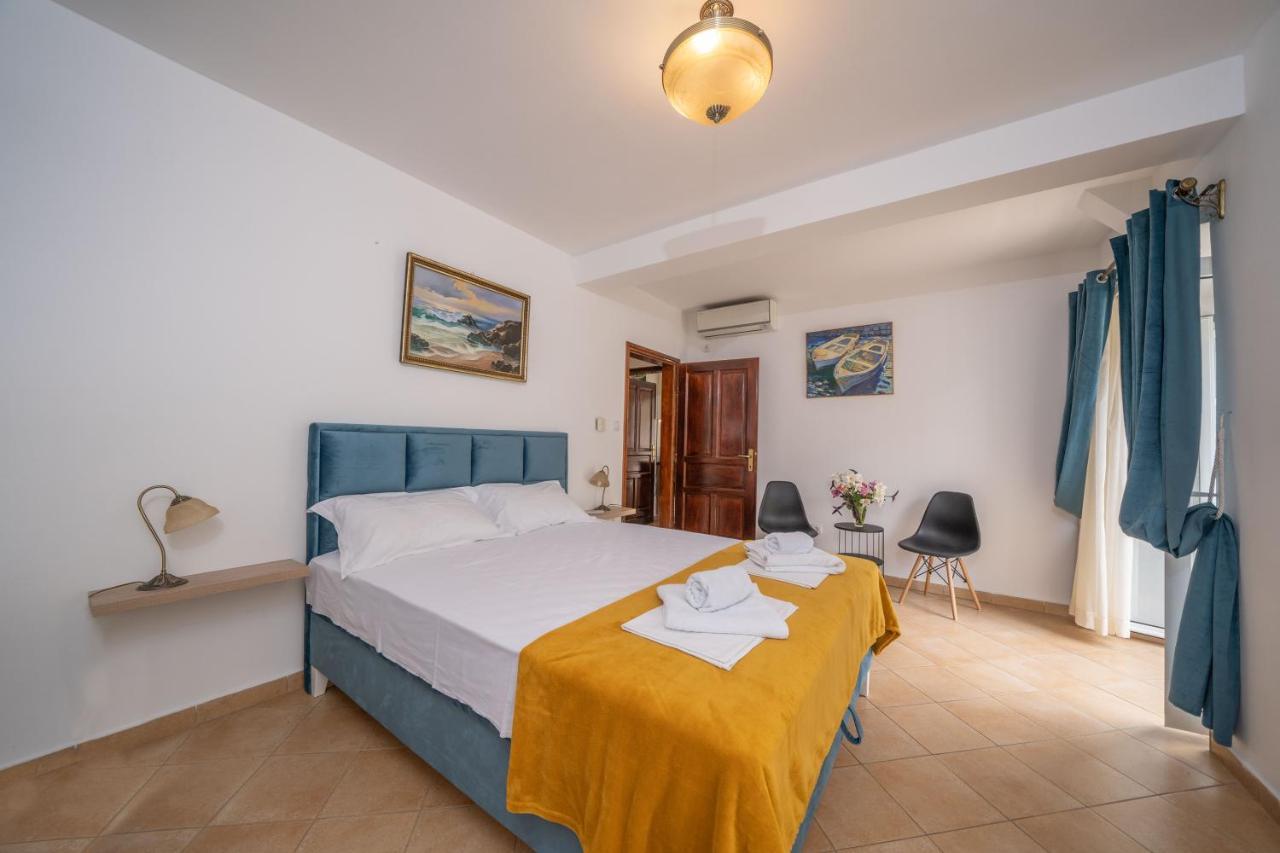 Dobrota Blue Apartment Kotor Ngoại thất bức ảnh